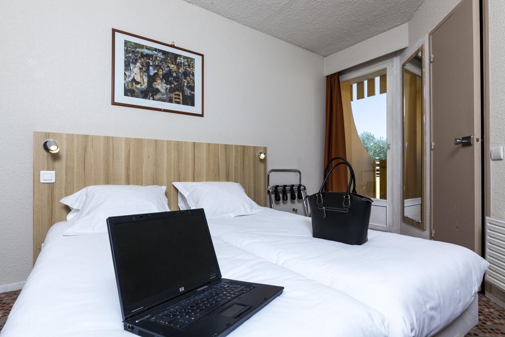 Fasthotel Vendome Exterior photo